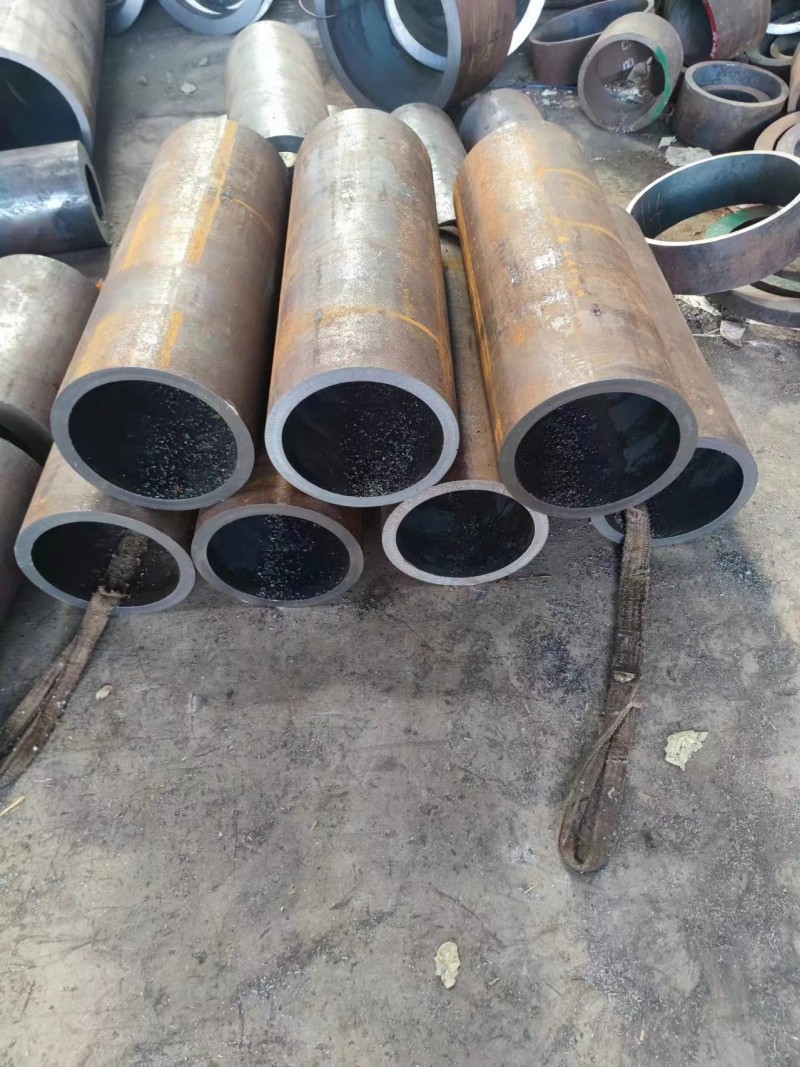 蛟河蛟河蛟河12Cr1MovG无缝钢管切割